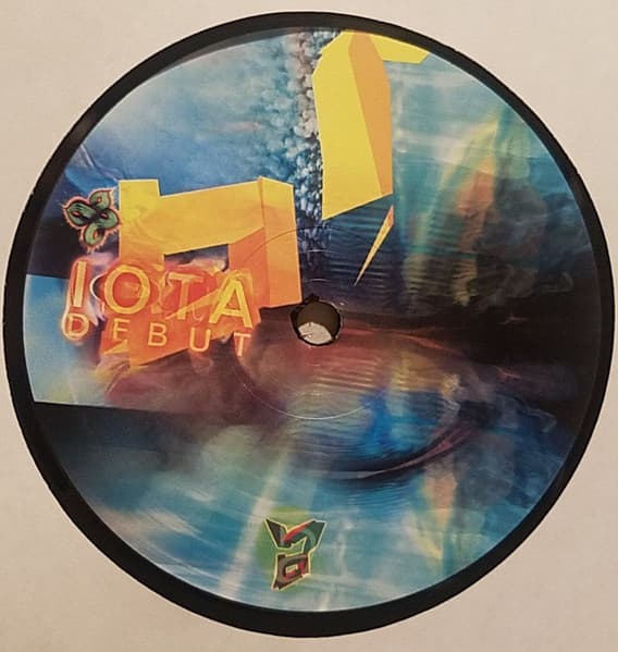 Iota - Debut